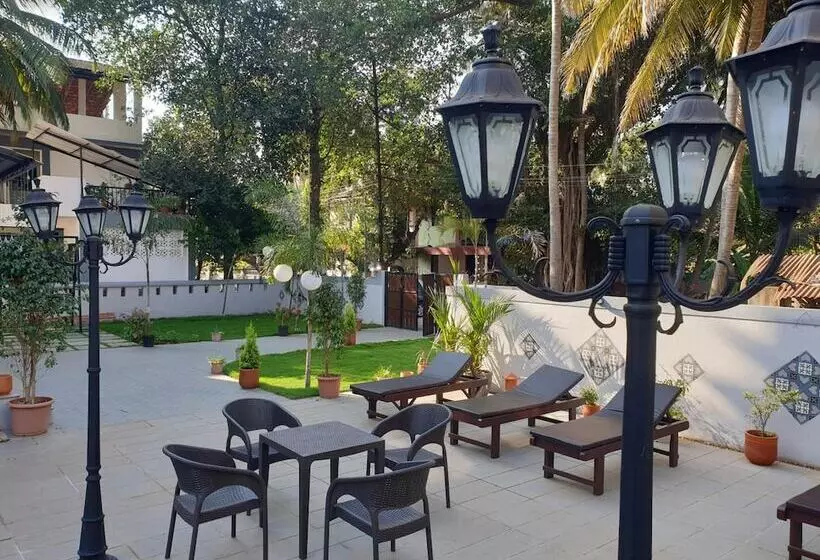 Coastal Suites Apart