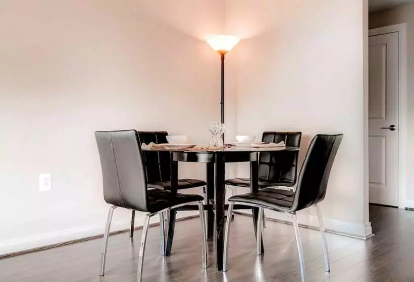 Global Luxury Suites At Emerson Place