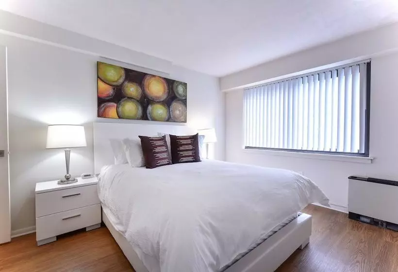 Global Luxury Suites At Emerson Place