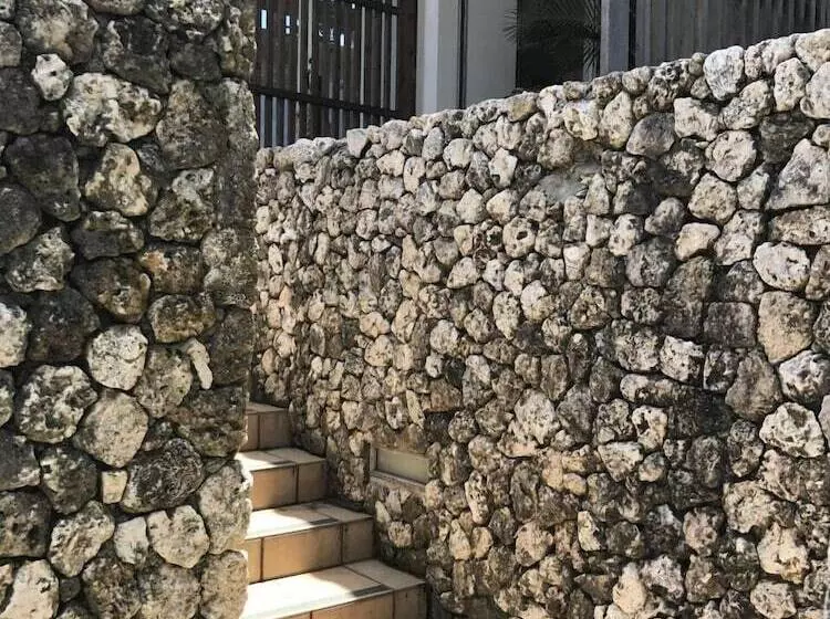 Hotelli Cafe & Stay Moana