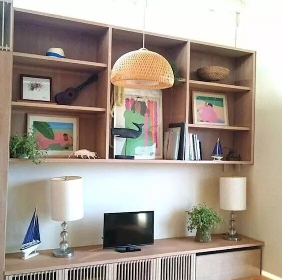 Hotelli Cafe & Stay Moana