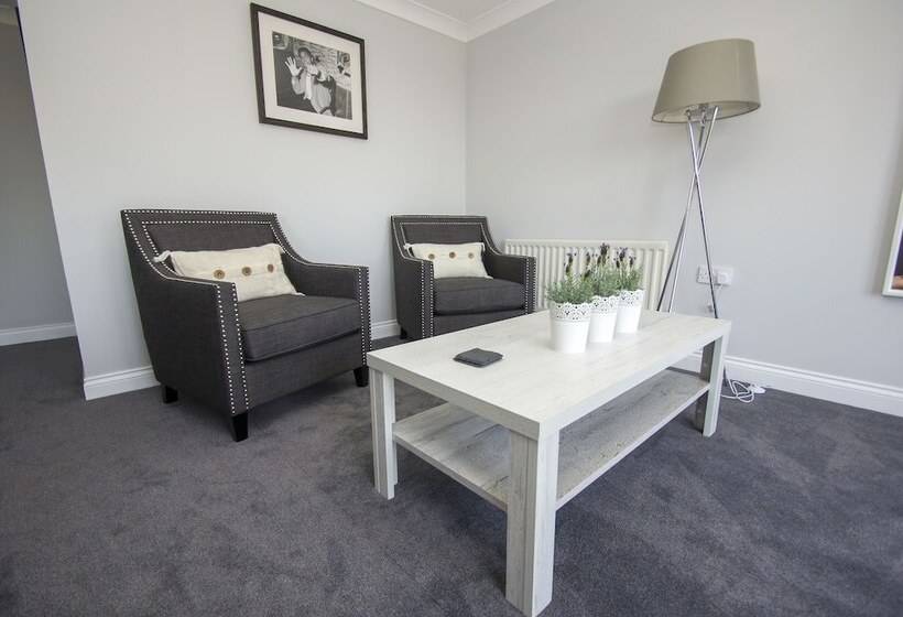 Marina Apartment Parking By Brighton Holiday Lets