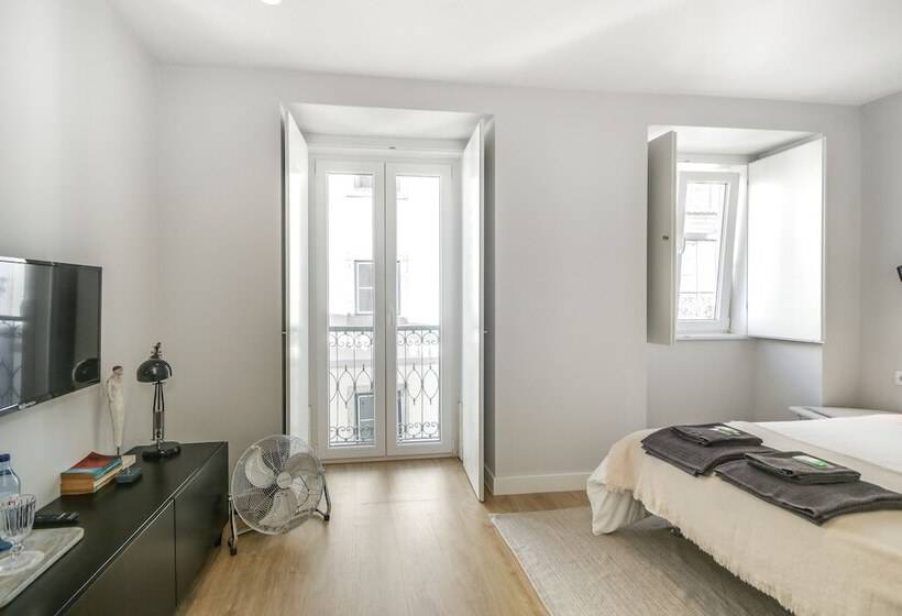 پانسیون Bairro House Lisbon Charming Suites