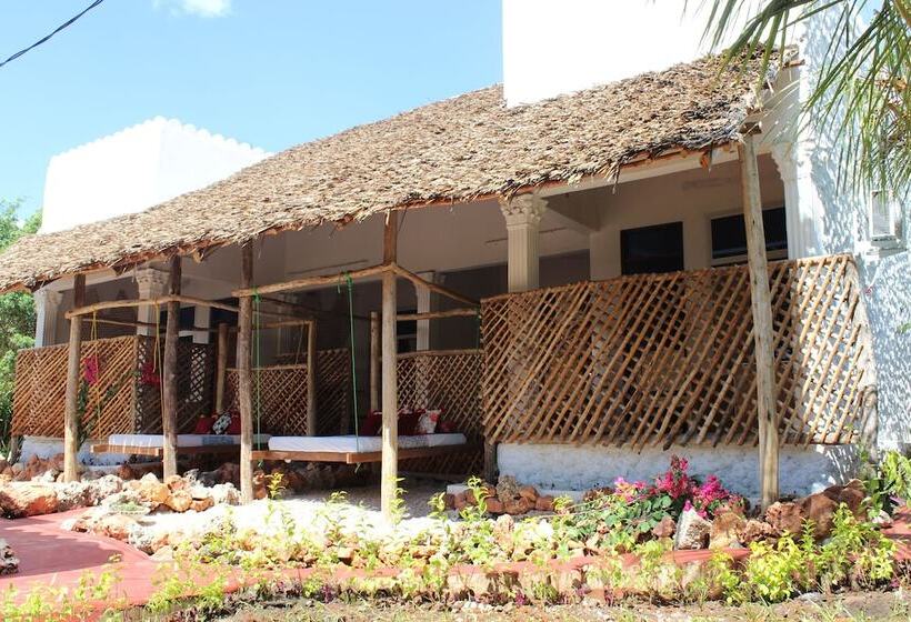 פנסיון Baridi Villa