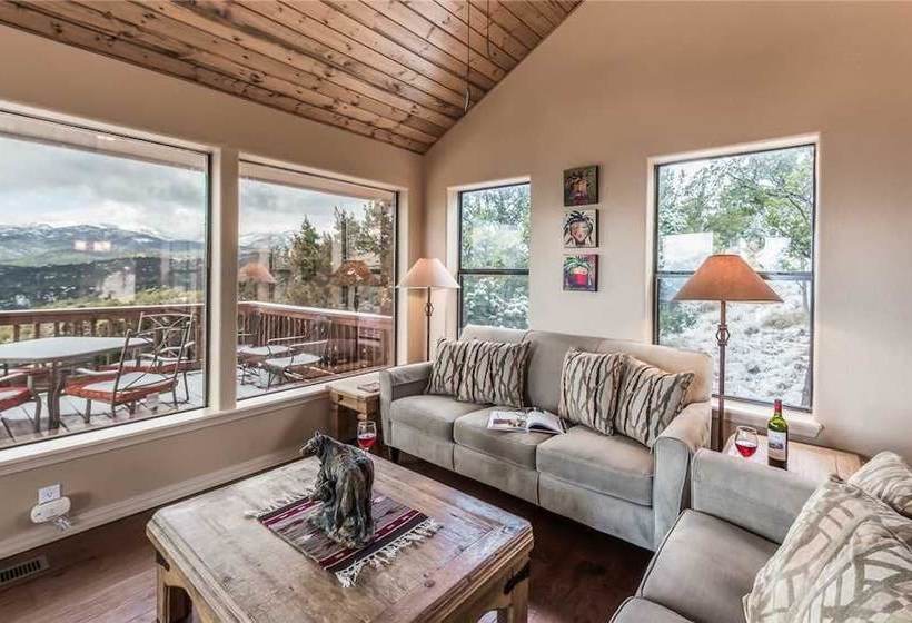 2 Spirit Lodge Two Bedroom Cabin With Hot Tub