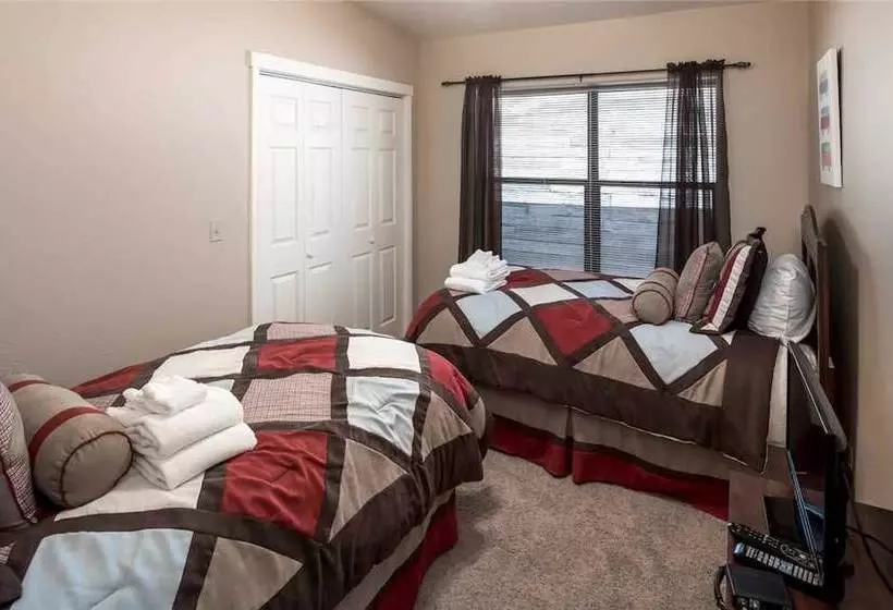 White Mountain Paradise  Four Bedroom Cabin