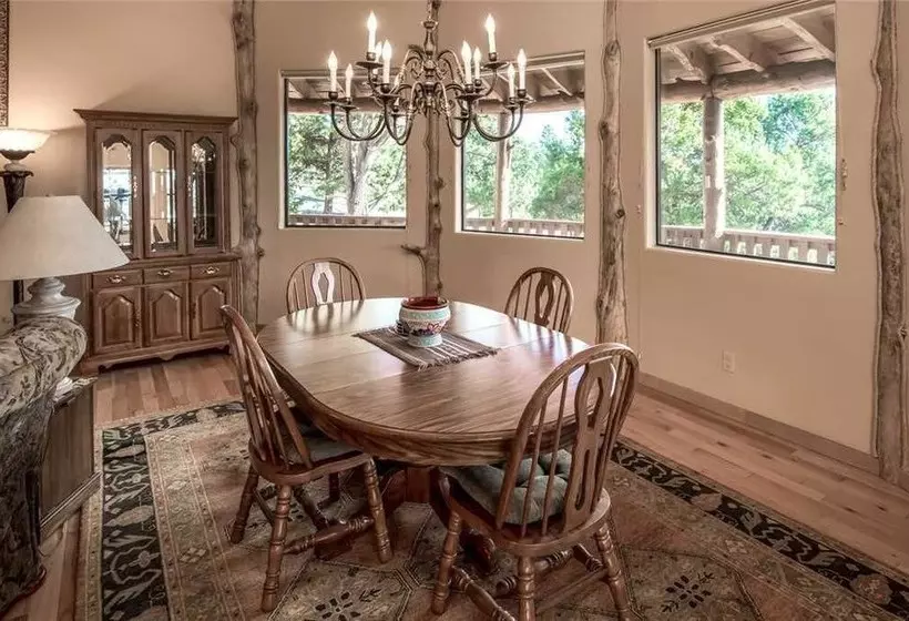 White Mountain Paradise  Four Bedroom Cabin