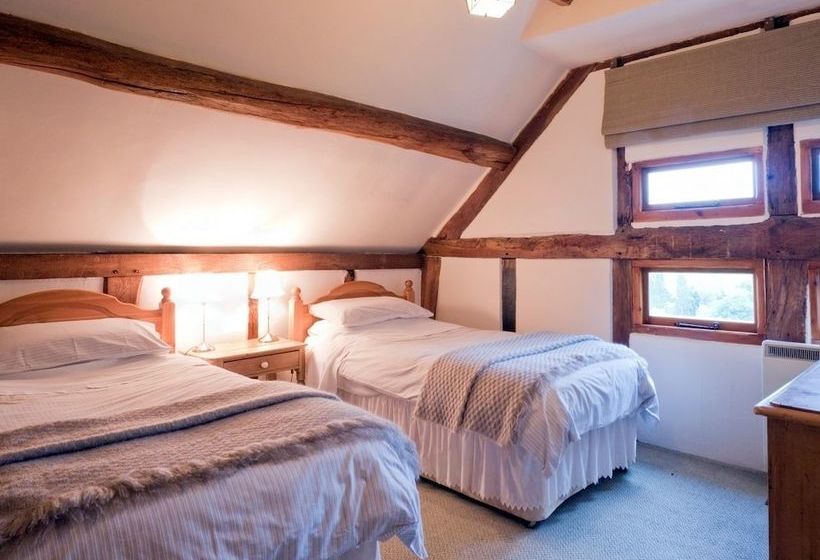 Whitewells Farm Cottages