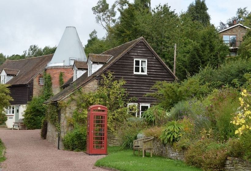 Whitewells Farm Cottages