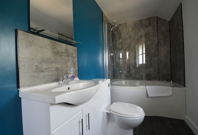 Whitewells Farm Cottages