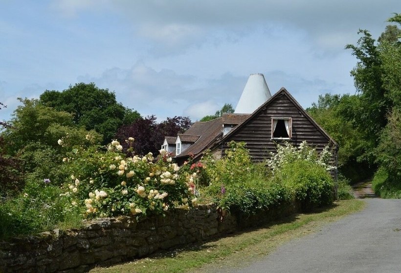Whitewells Farm Cottages
