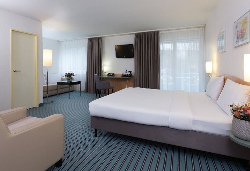 Apart Hotel Zurich Airport