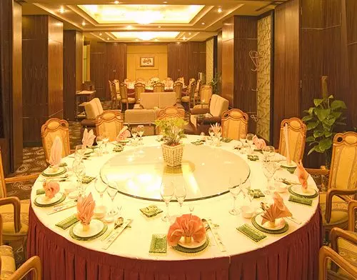 ホテル Wuhan Premier Mayflowers