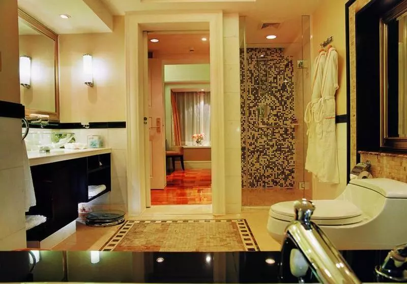 ホテル 999 Royal Suites & Towers