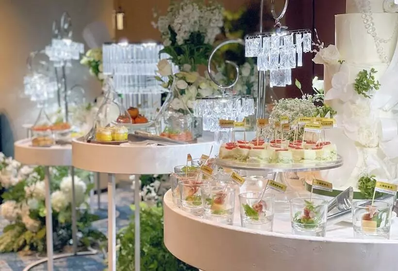 Отель Voco Changzhou Fudu