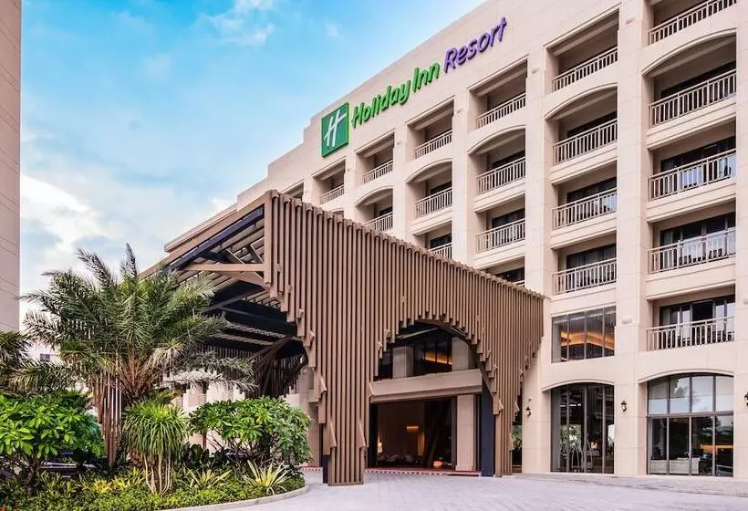 Отель Holiday Inn Resort Sanya Bay, An Ihg
