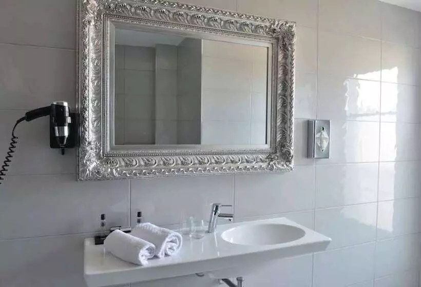 Hotelli La Villa Nice Victor Hugo