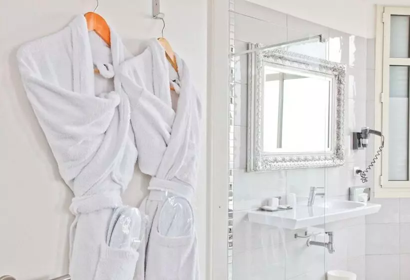 Hotelli La Villa Nice Victor Hugo