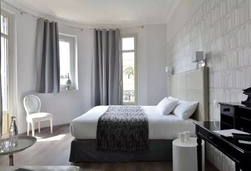 Hotelli La Villa Nice Victor Hugo