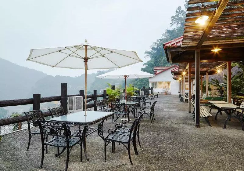 Hotelli Rainbow Resort