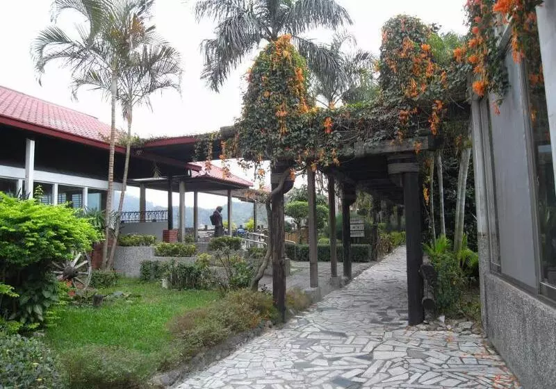 Hotelli Rainbow Resort