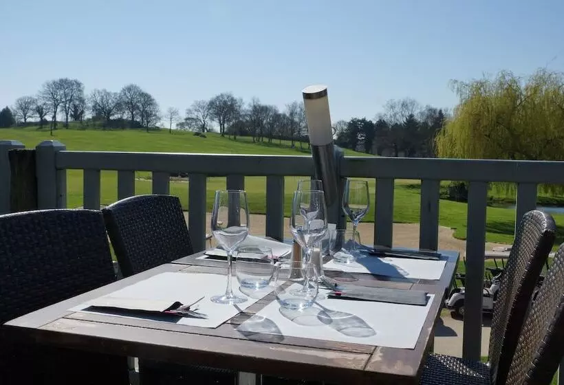 בית מלון כפרי Saint Malo Golf Resort