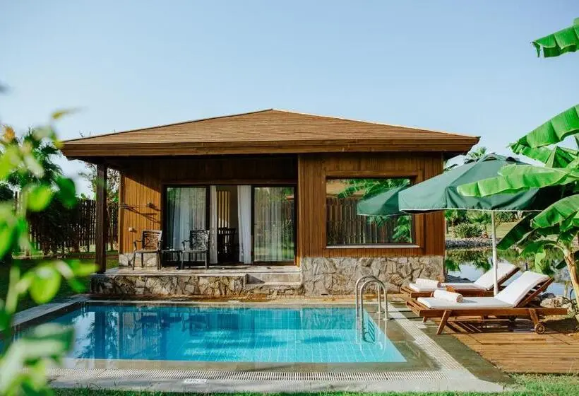 Lomakeskus IC Hotels Green Palace & Villas