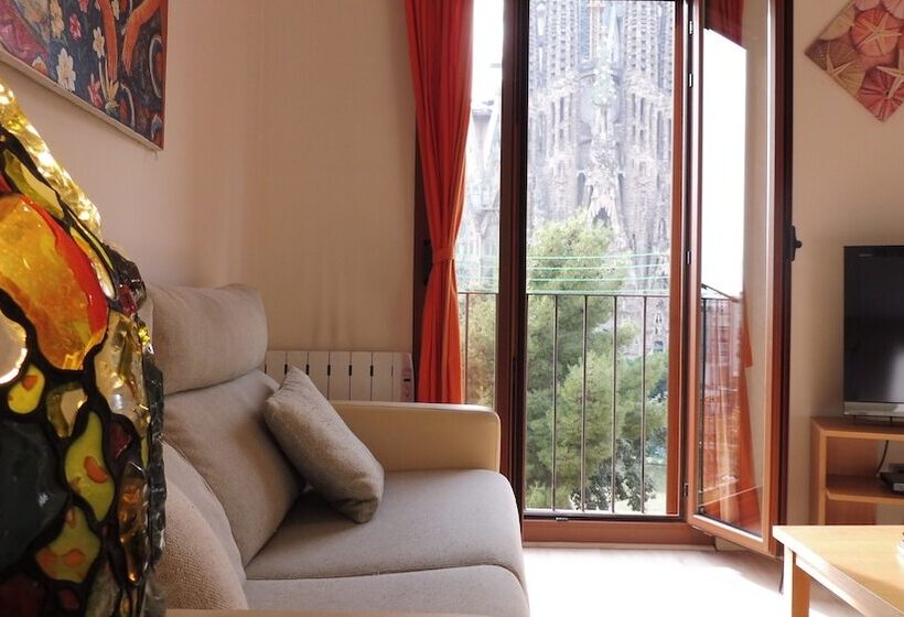 Absolute Sagrada Familia