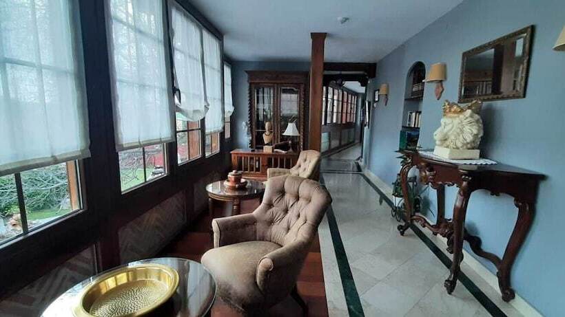 فندق Apartamentos Turísticos El Nogal