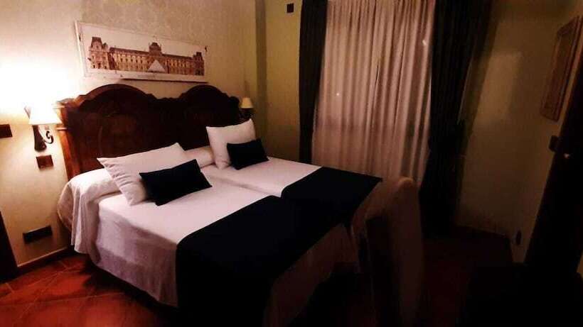 فندق Apartamentos Turísticos El Nogal