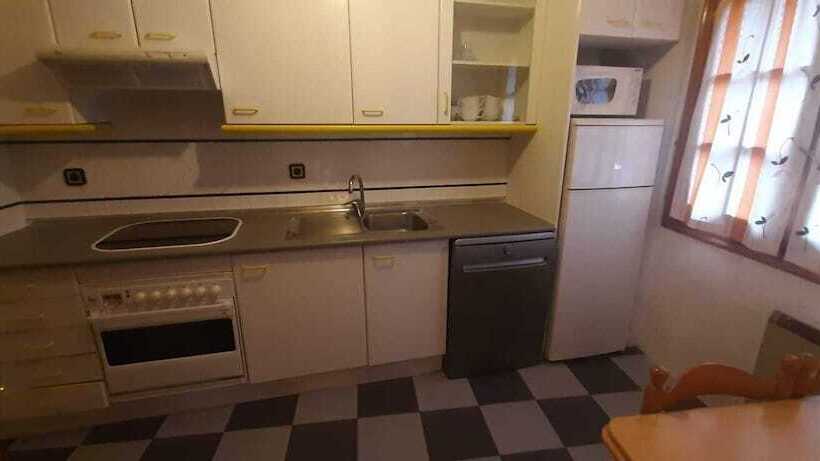 فندق Apartamentos Turísticos El Nogal