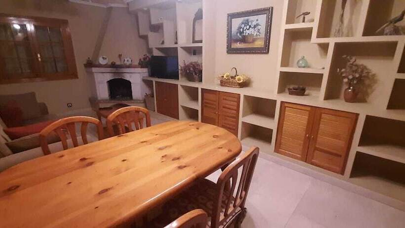 فندق Apartamentos Turísticos El Nogal