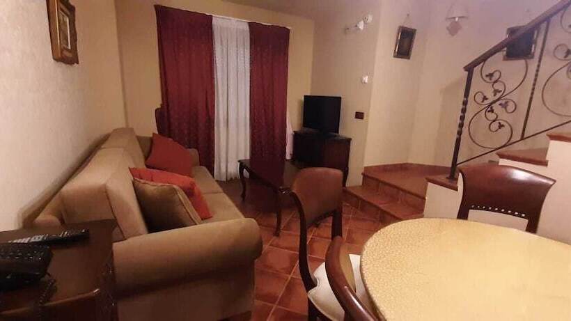فندق Apartamentos Turísticos El Nogal