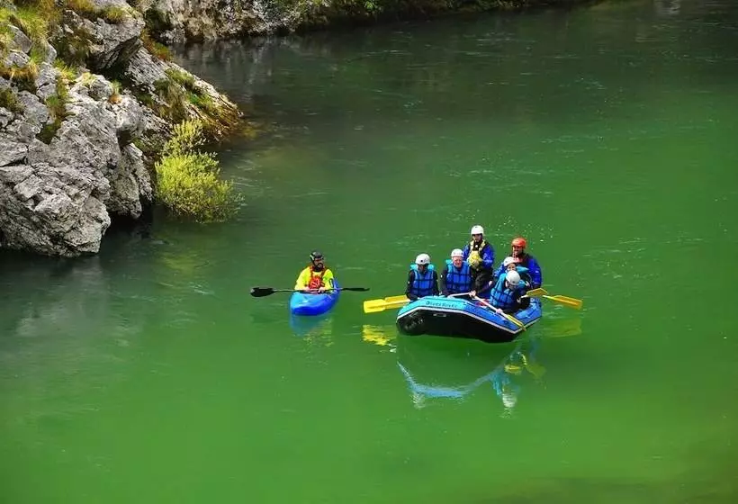 Hotelli La Terraza De Picos