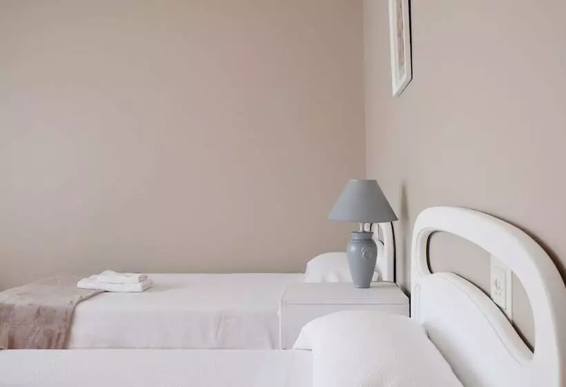 Hotelli La Terraza De Picos