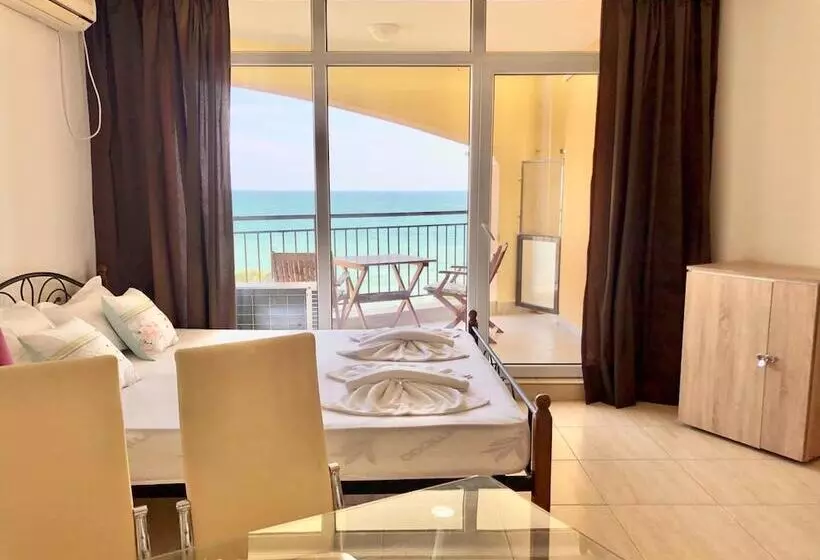 Hotelli Menada Grand Resort Apartments