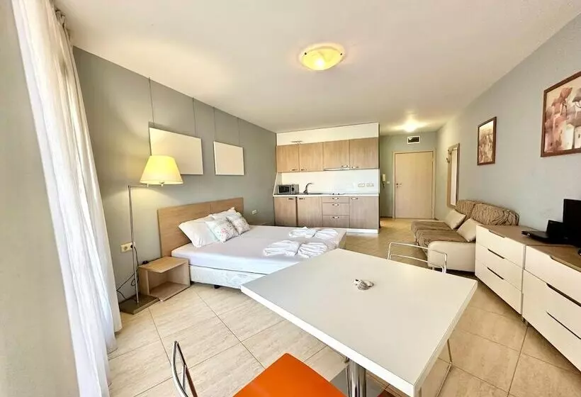 Hotelli Menada Grand Resort Apartments