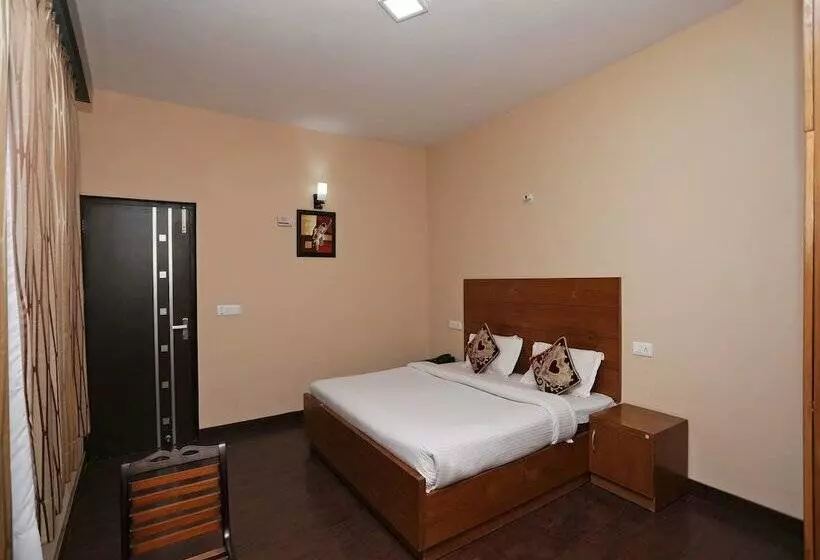 Hotelli Red Inn By Oyo Rooms
