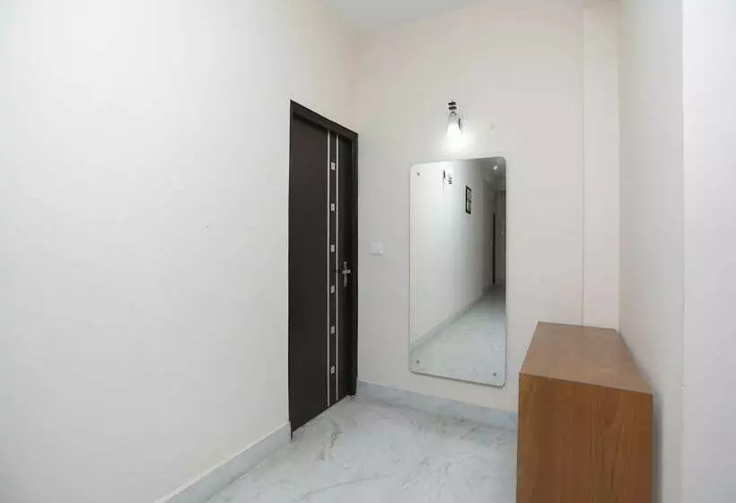 Hotelli Red Inn By Oyo Rooms