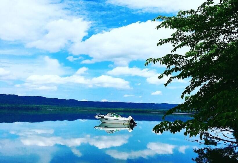 בית מלון כפרי Wakkanupuri