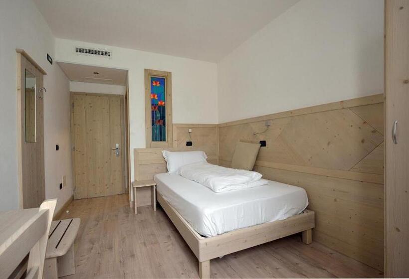 ベッドアンドブレックファースト Ai Vellutai