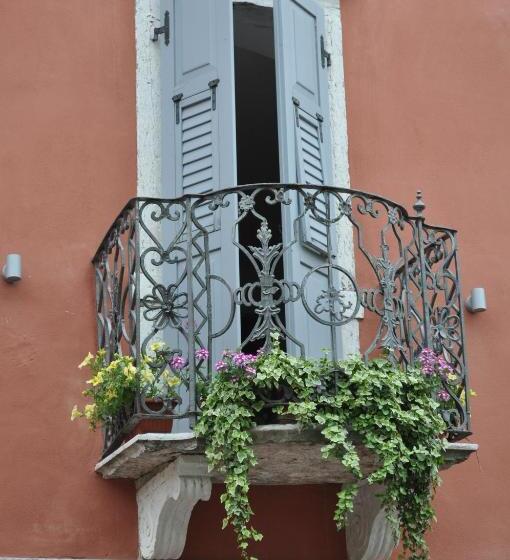 ベッドアンドブレックファースト Ai Vellutai