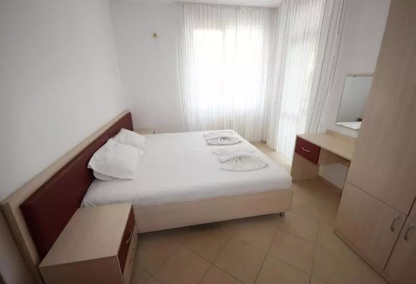 Menada Apolon Apartments