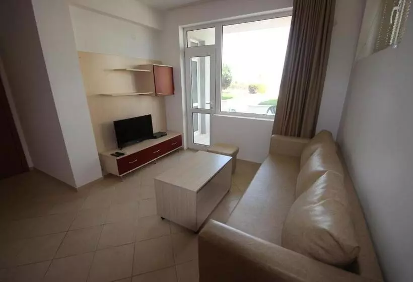 Menada Apolon Apartments