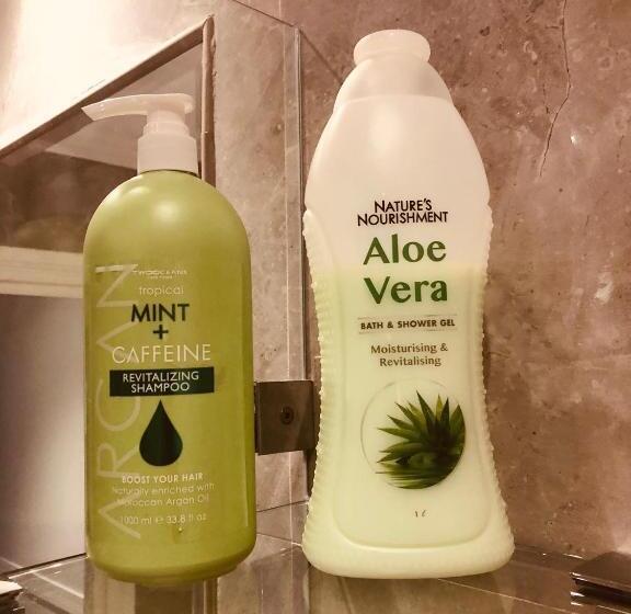 Пансион 27a On Angus