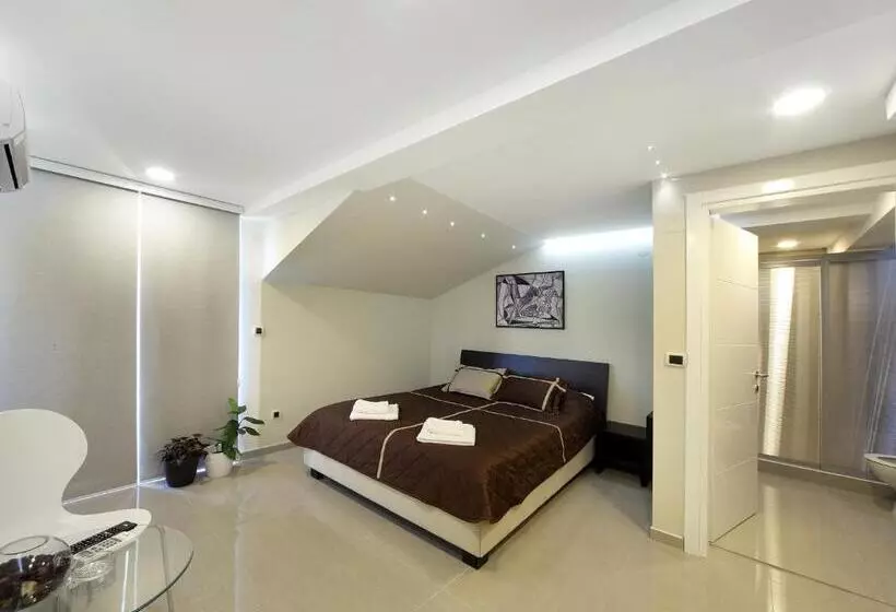 پانسیون Agent Lux Apartments