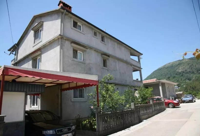 پانسیون Apartments Djukic
