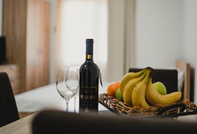 پانسیون Apartments Djukic