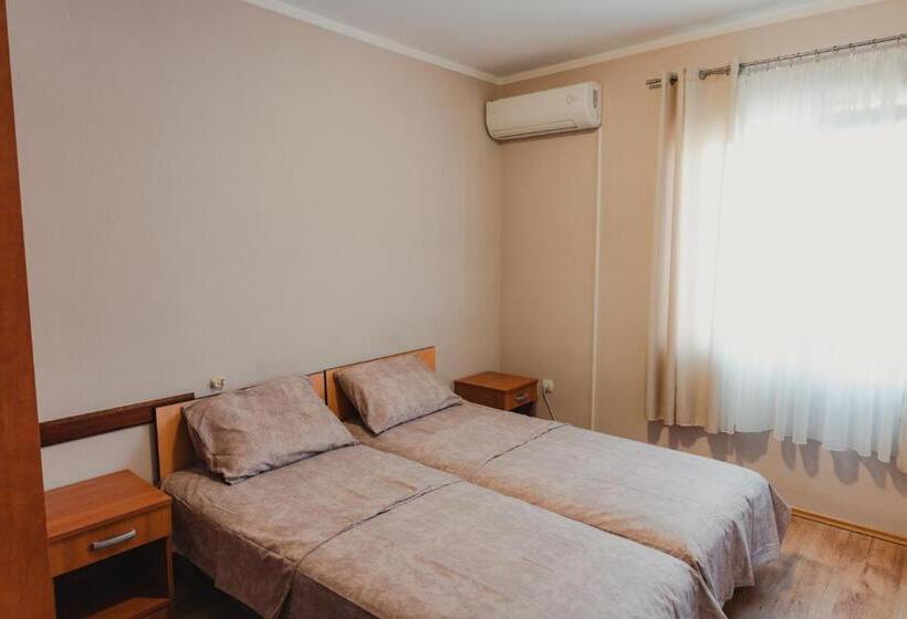 پانسیون Apartments Djukic