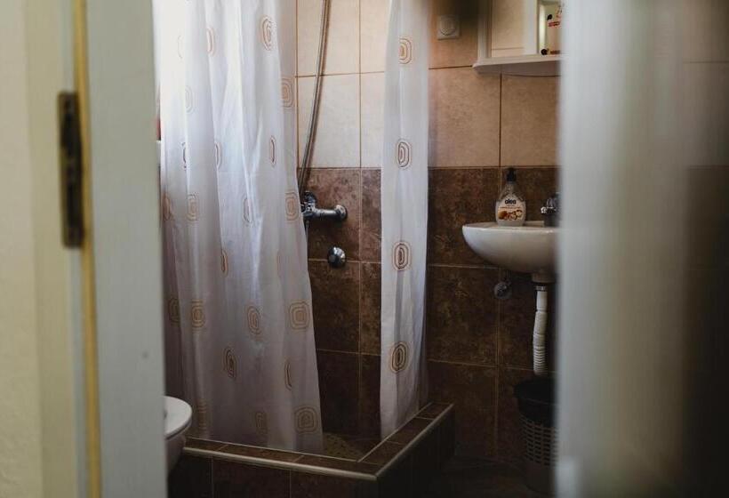 پانسیون Apartments Djukic